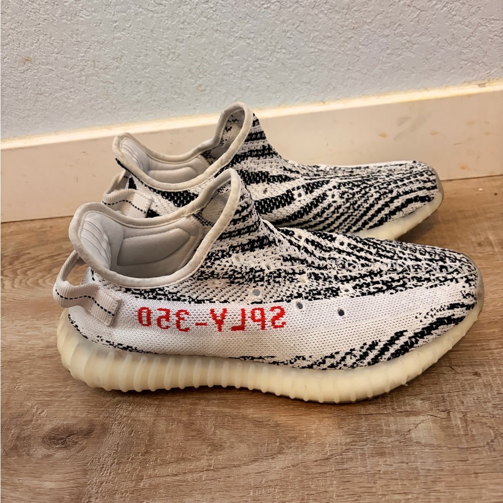 Yeezy Boost 350 V2 Zebra - White, Black, Red